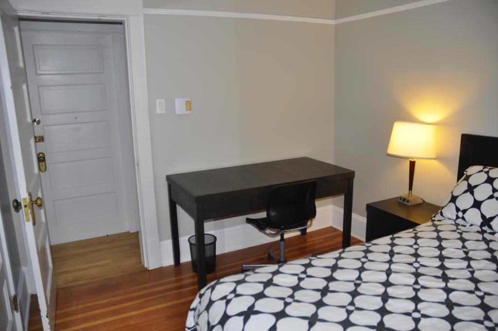 Moncton Suites - Apartments Across Georges Dumont Εξωτερικό φωτογραφία