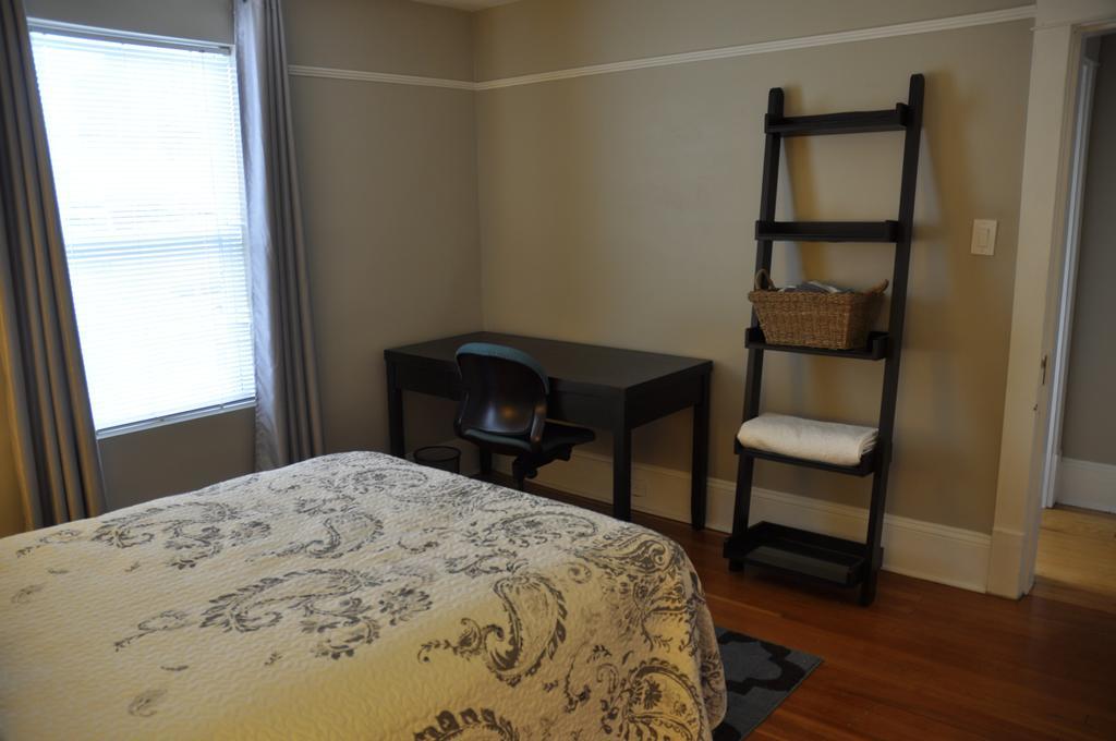 Moncton Suites - Apartments Across Georges Dumont Εξωτερικό φωτογραφία