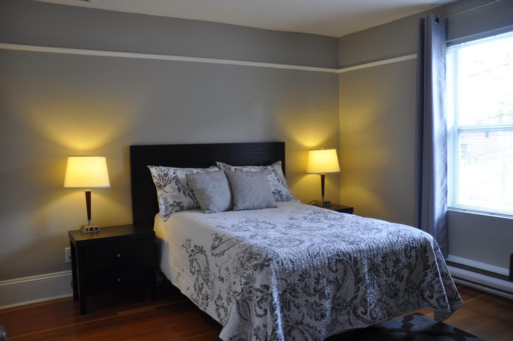 Moncton Suites - Apartments Across Georges Dumont Εξωτερικό φωτογραφία