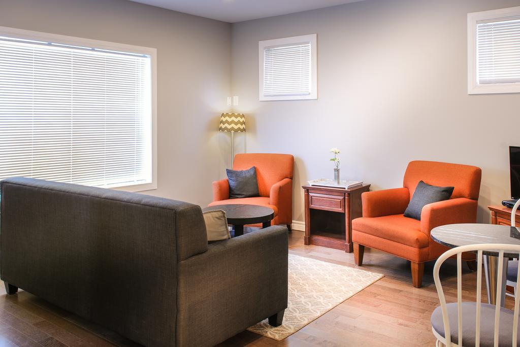 Moncton Suites - Apartments Across Georges Dumont Εξωτερικό φωτογραφία