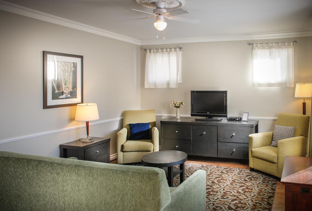 Moncton Suites - Apartments Across Georges Dumont Εξωτερικό φωτογραφία