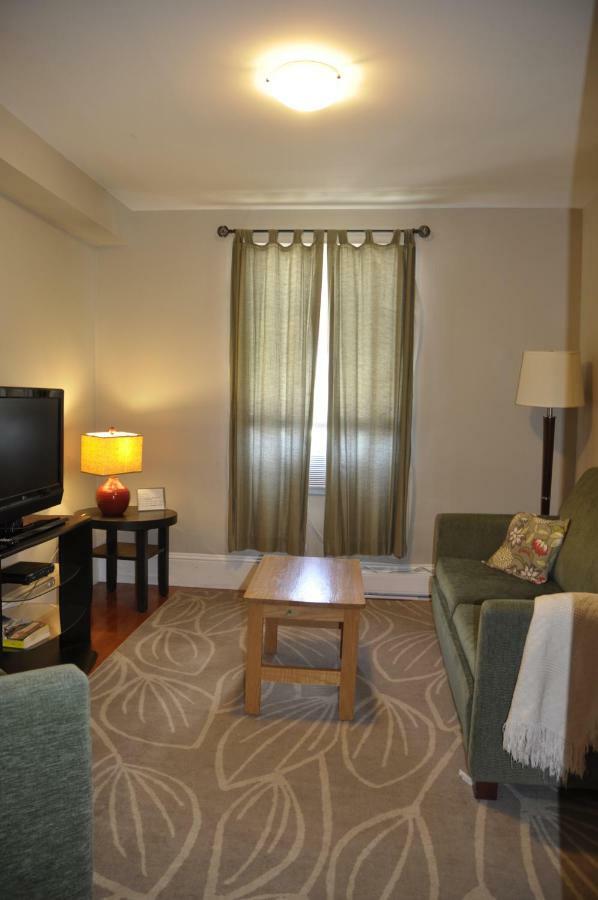 Moncton Suites - Apartments Across Georges Dumont Εξωτερικό φωτογραφία