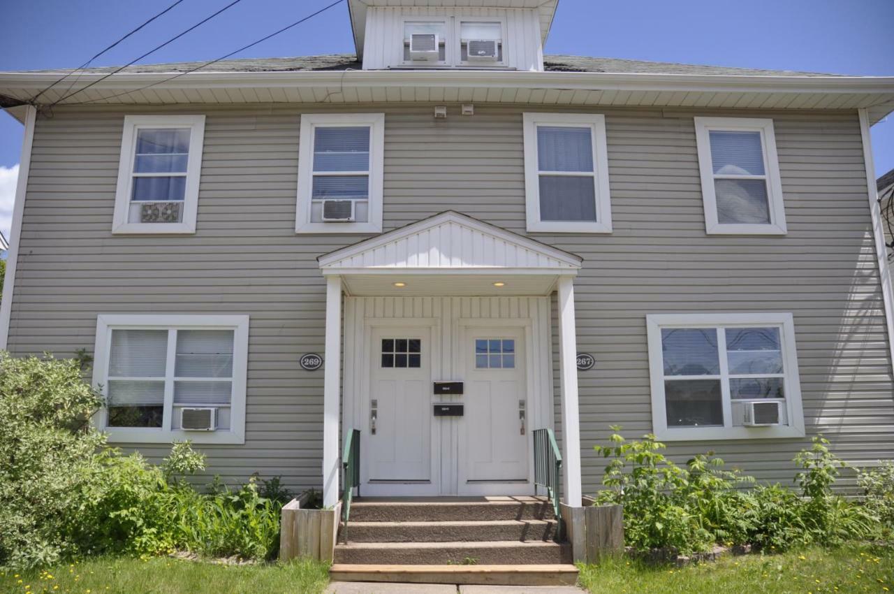 Moncton Suites - Apartments Across Georges Dumont Εξωτερικό φωτογραφία